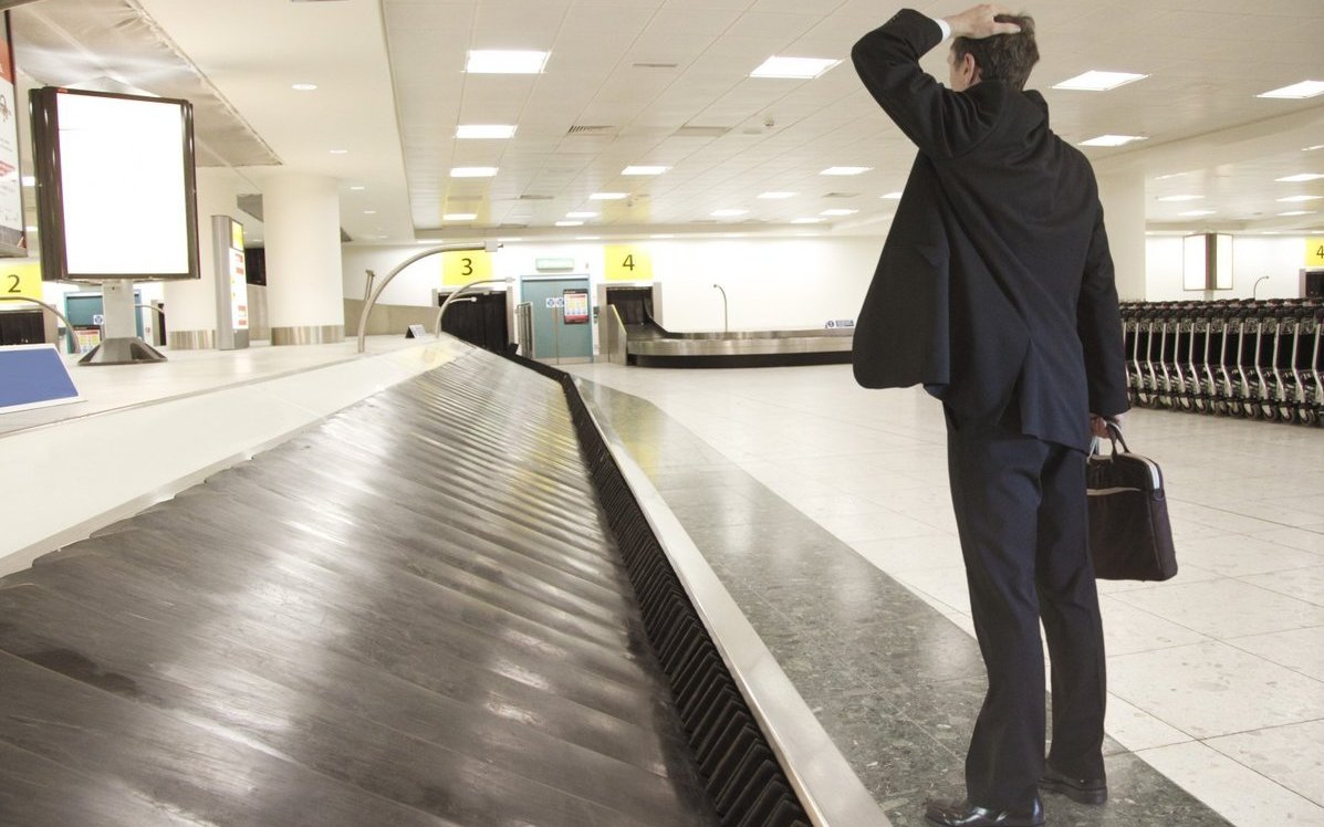 Авиакомпания потеряла багаж: что делать пассажиру